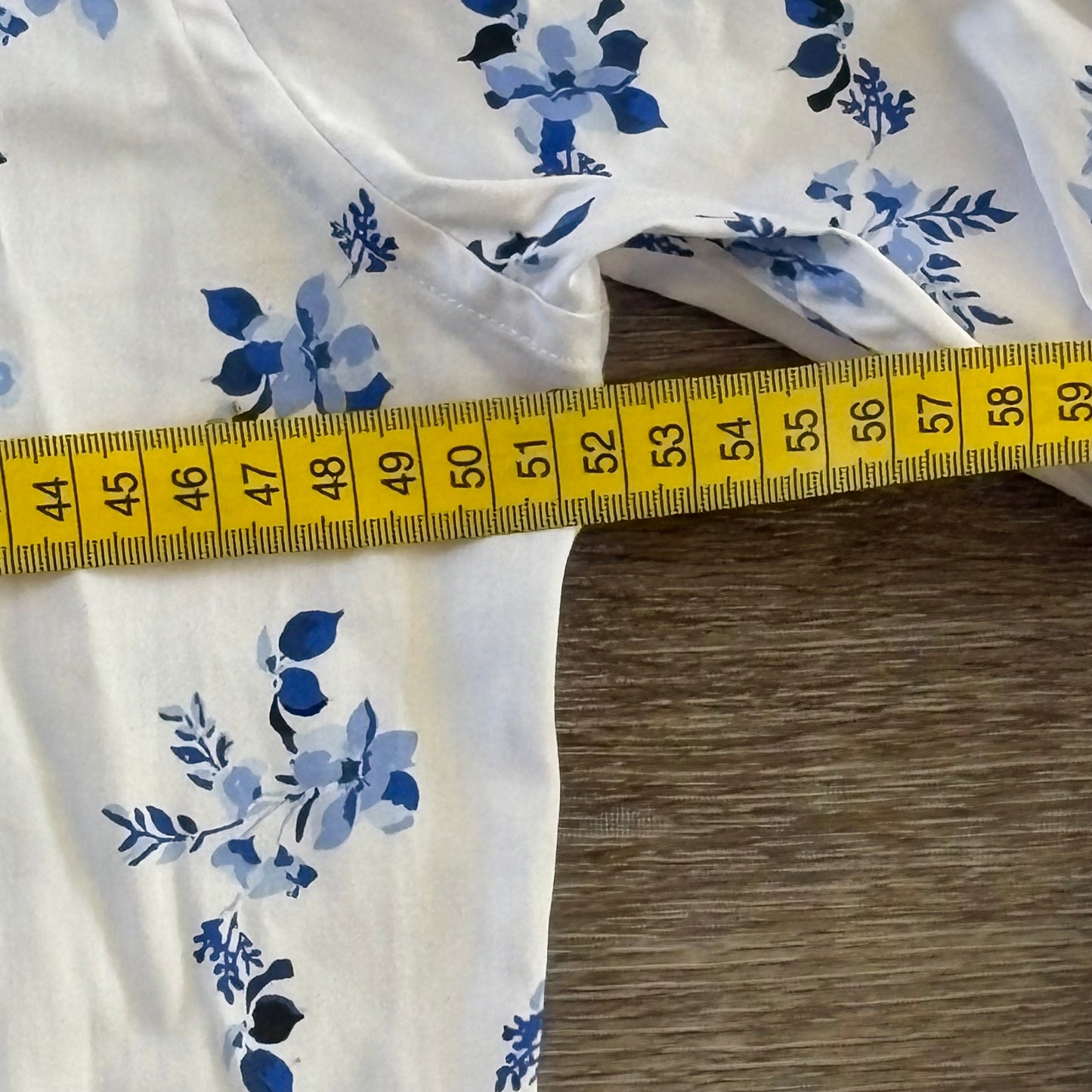 yd Shirt Men's Casual Medium Long Sleeve Slim Fit Floral Collared NWT