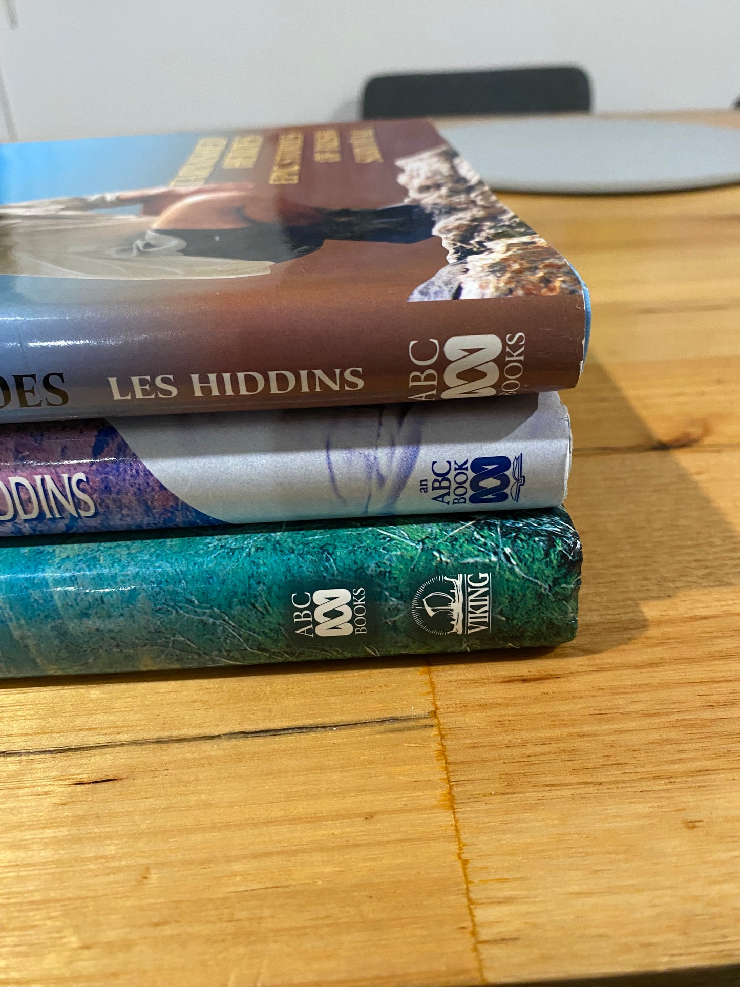 Bush Tucker Man Les Hiddins 3 Book Bundle Hardcover ABC Books GD