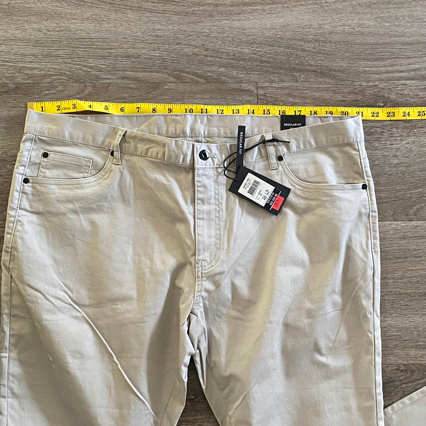 Tarocash Men’s Chinos Putty Sz 42-inch Waist Regular Zip Fly New With Tags