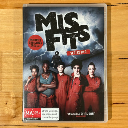 Mis-Fits Series 1-5 box-set DVD BBC Cult Drama VGC