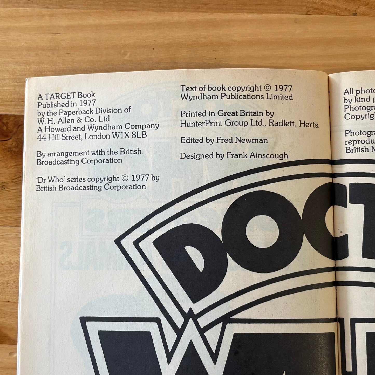 Doctor Who Discovers Prehistoric Animals & Early Man Vintage Paperbacks GD