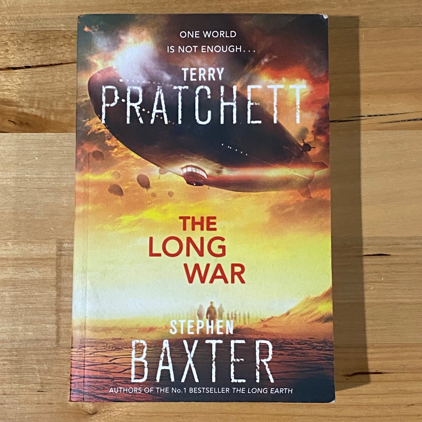 The Long War by Terry Pratchett & Stephen Baxter Paperback 2013 GD