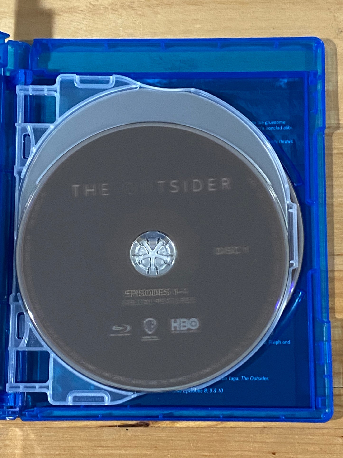 The Outsider HBO Blu-ray Based on a Stephen King story 3-Disc VGC