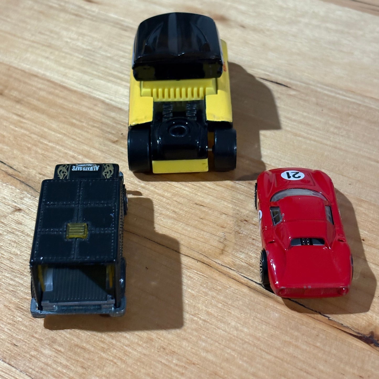 Hot Wheels Die-Cast Model Cars Vintage Bundle 15 cars pre-loved