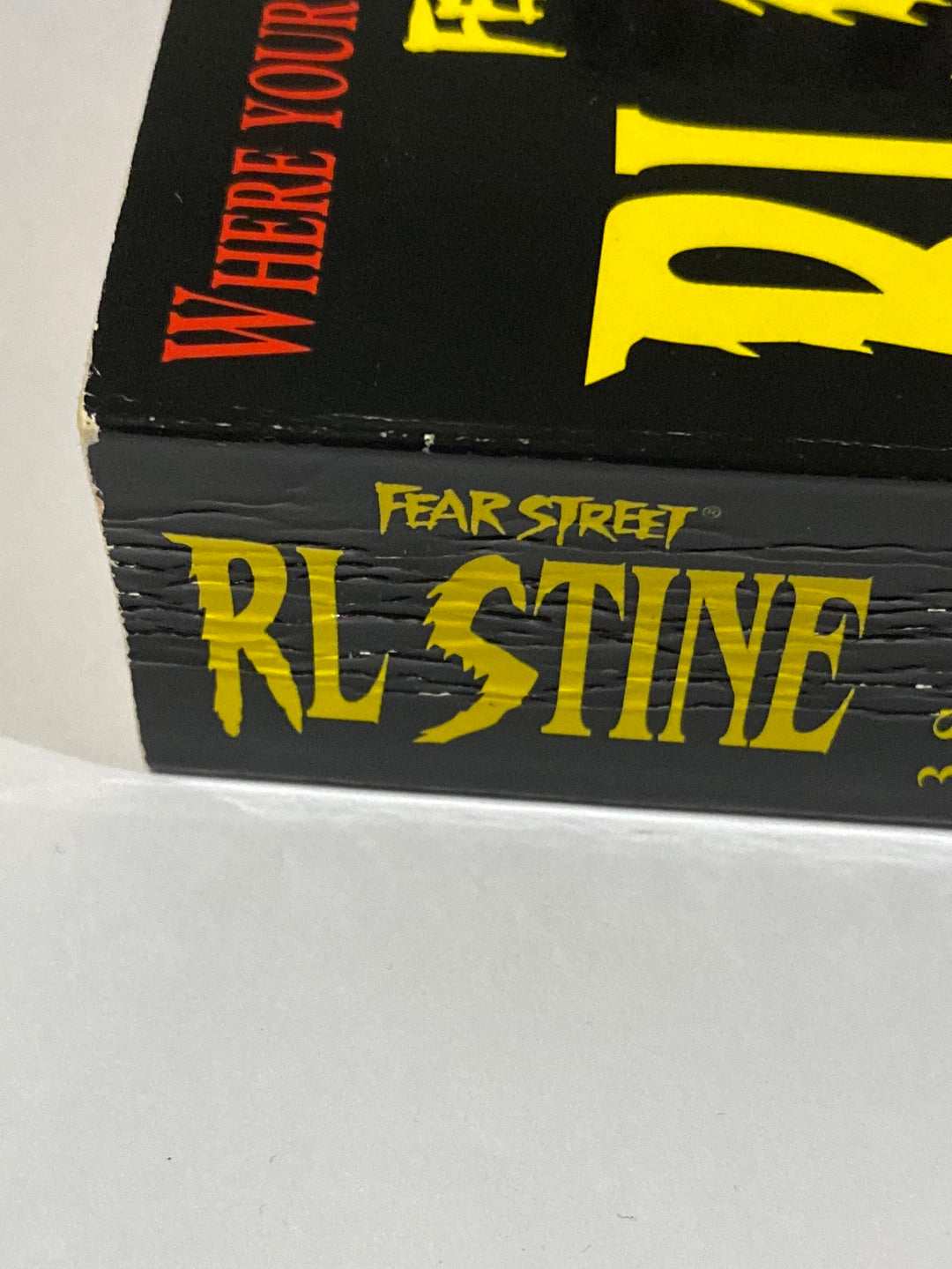 R.L. Stine Fear Street Dead of Night 3 Stories In 1 1997 Paperback Good Condition