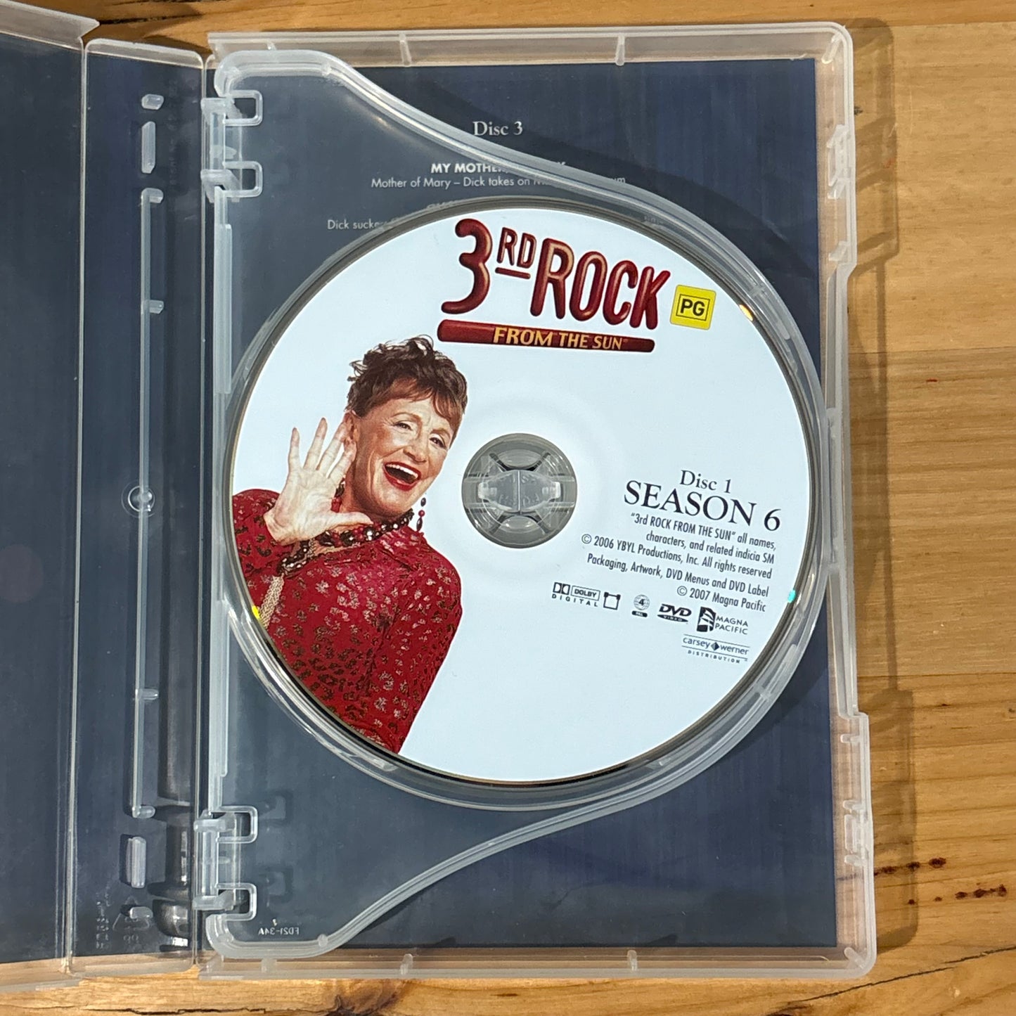 3rd Rock From The Sun Seasons 1-6 Complete With 3d Glasses DVD PAL 4 VGC