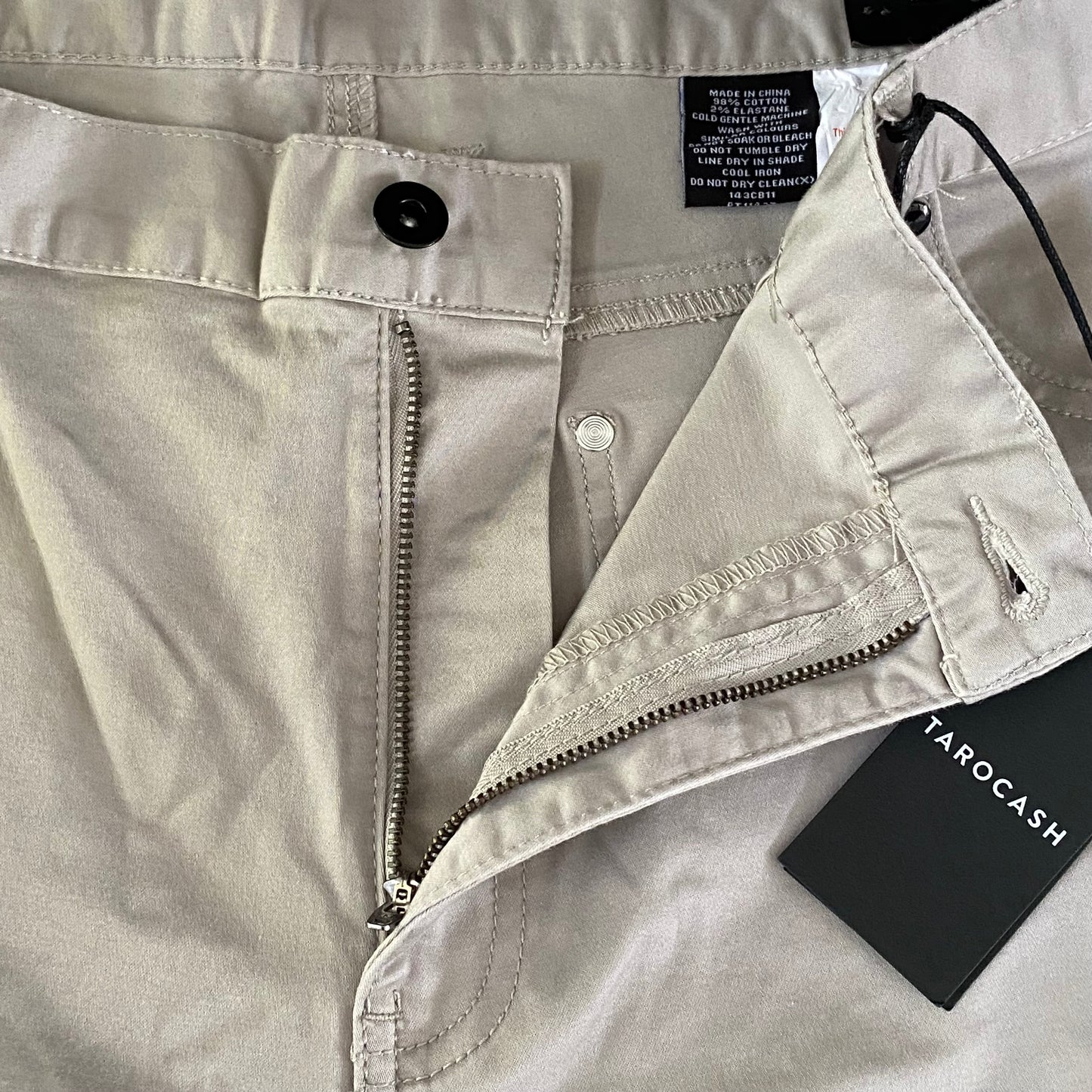 Tarocash Men’s Chinos Putty Sz 42-inch Waist Regular Zip Fly New With Tags
