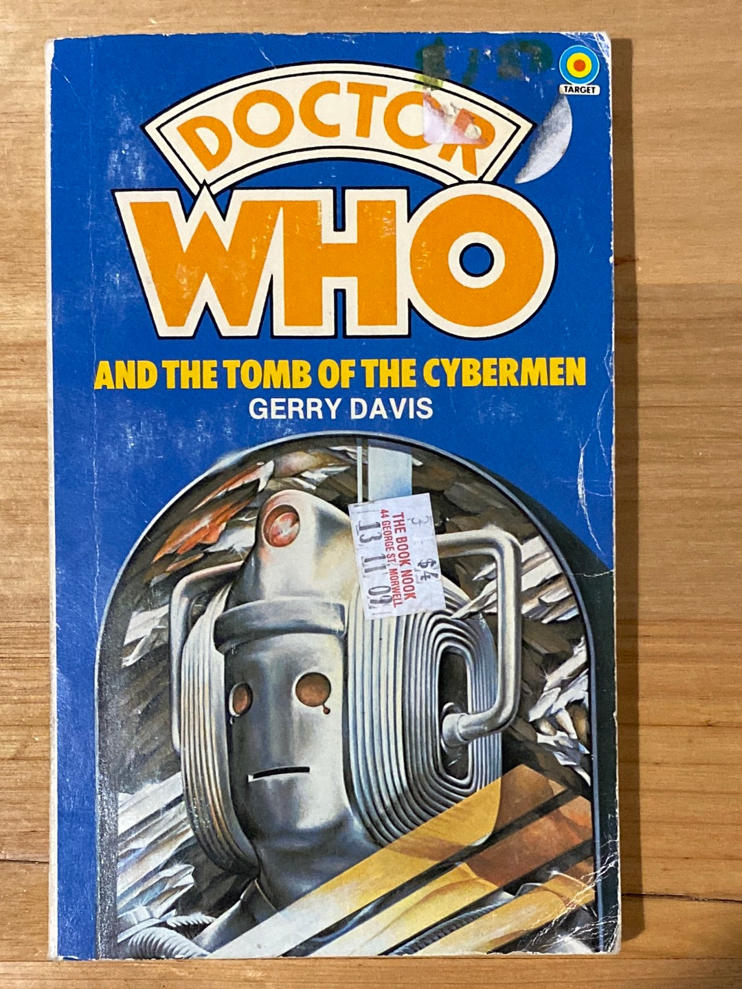 Doctor Who 10 Paperbacks Target Books 1970s, 80s and 90s VGC Bundle 6