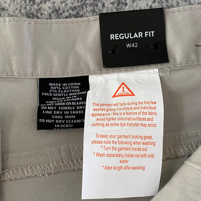 Tarocash Men’s Chinos Putty Sz 42-inch Waist Regular Zip Fly New With Tags