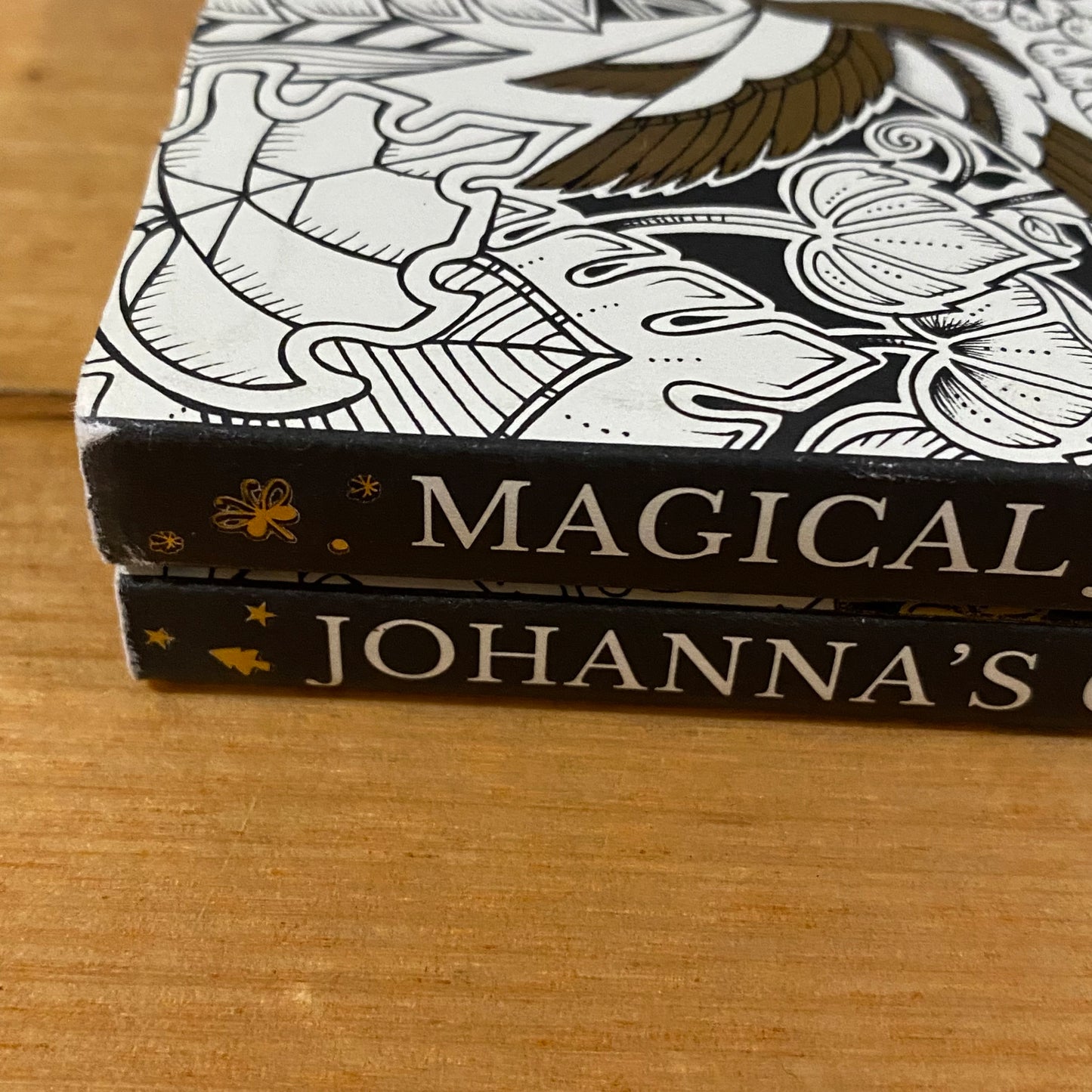 Johanna Basford Colouring Books x 2 Magical Jungle Joanna's Christmas Paperback GD