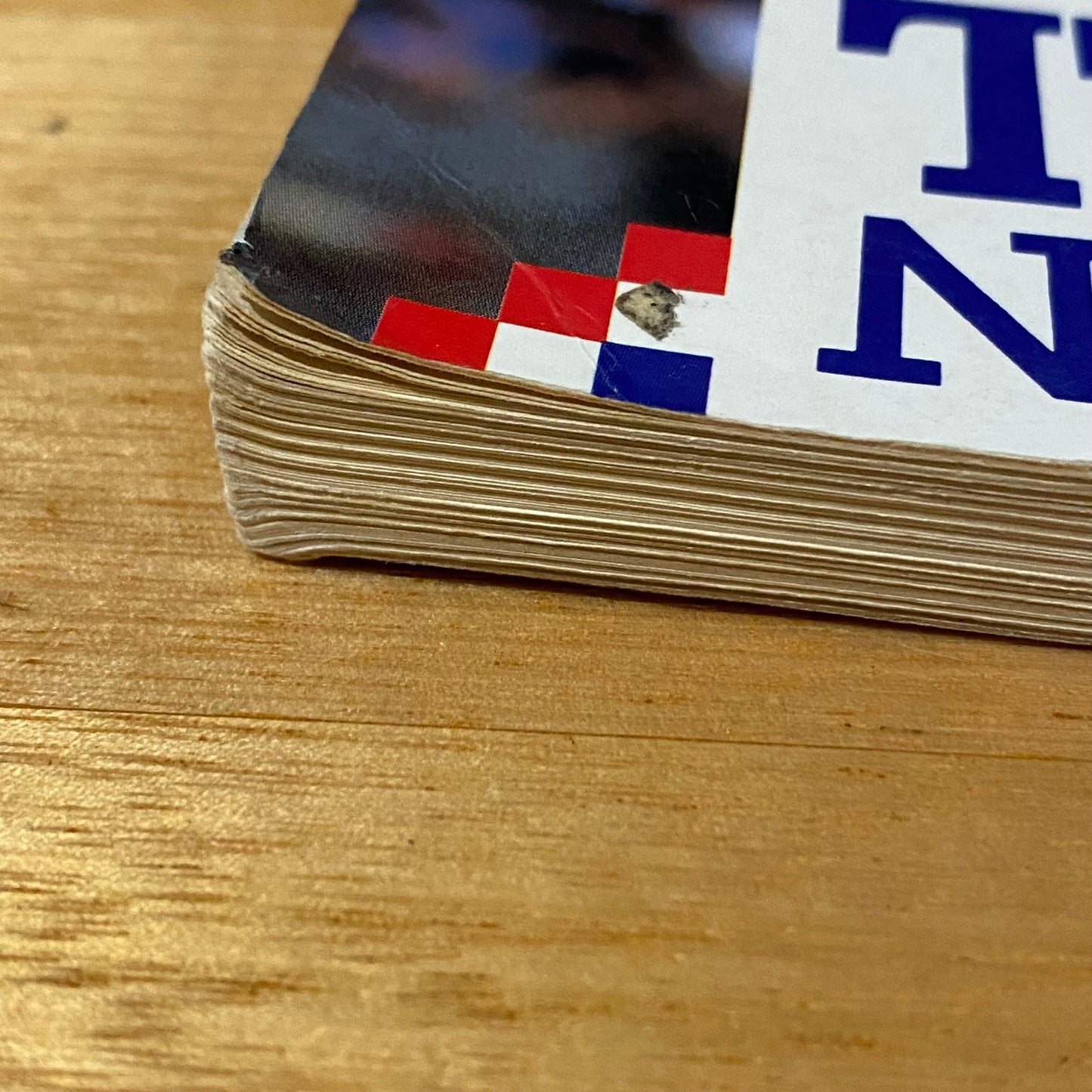 Hooked on Football An Addicts Guide Dermot Brereton AFL Footy Paperback 1990 GD