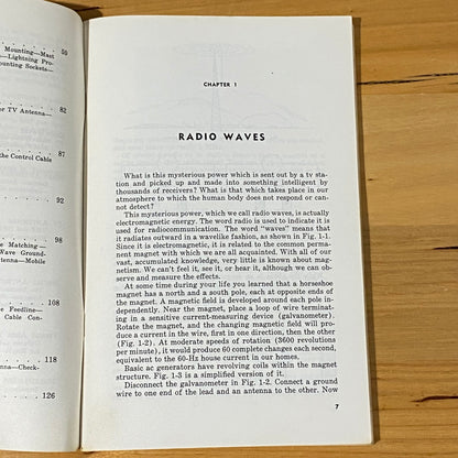 Radio Shack Introduction To Antennas Vintage Book Paperback 1975 GD