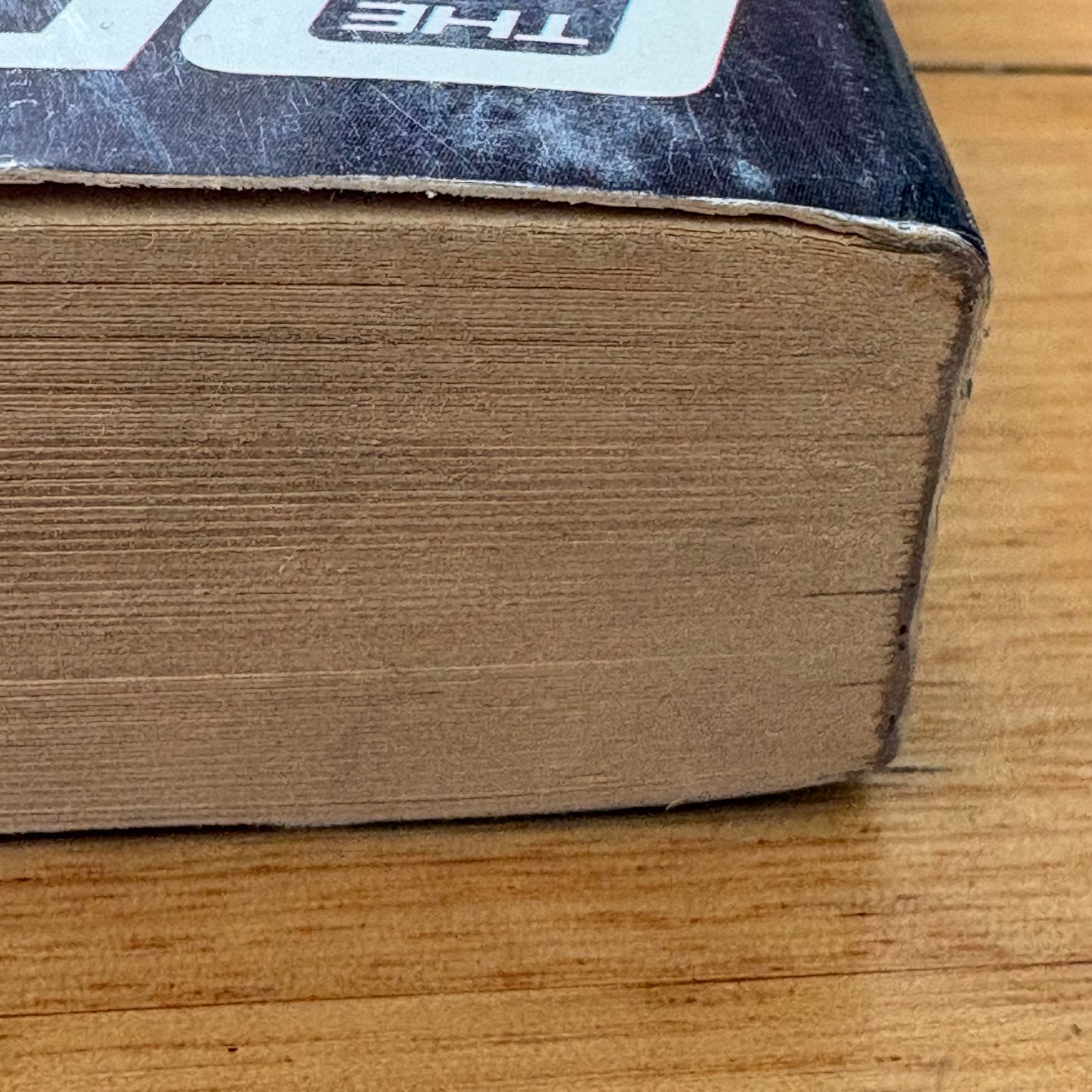 Official Price Guide Star Trek and Star Wars Collectibles 2nd Ed Paperback VTG