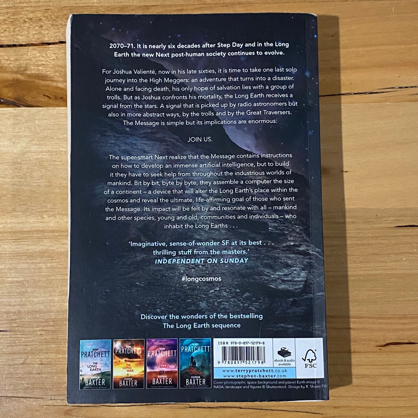 The Long Cosmos by Terry Pratchett & Stephen Baxter Paperback 2013 GD