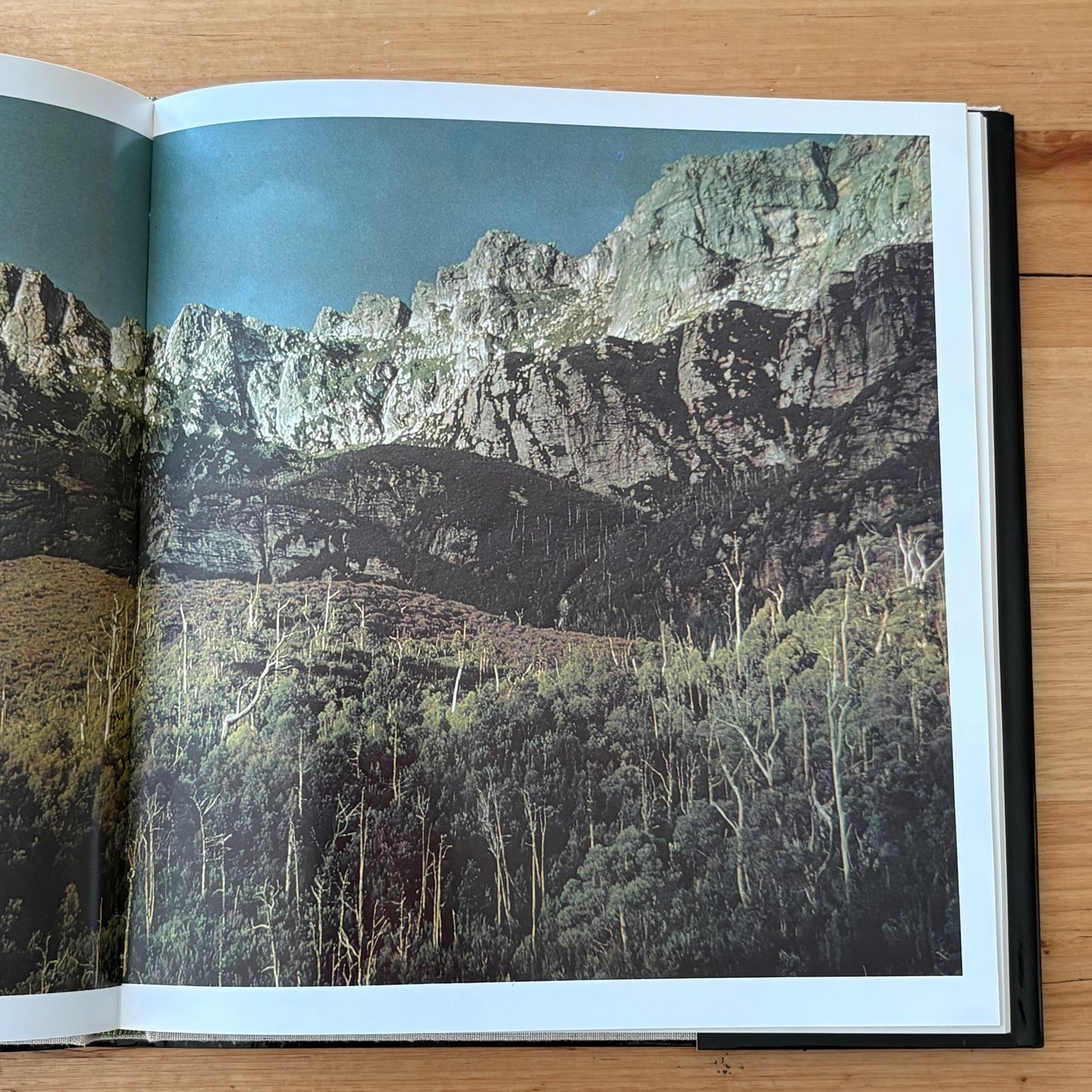 The World Of Olegas Truchanas Hardcover Tasmania Photography 1975 GD