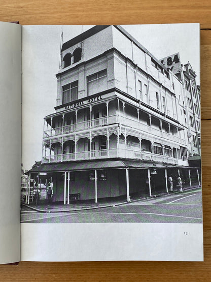 Australian Pubs by John Larkins Bruce Howard Illustrated Hardcover 1976 GD