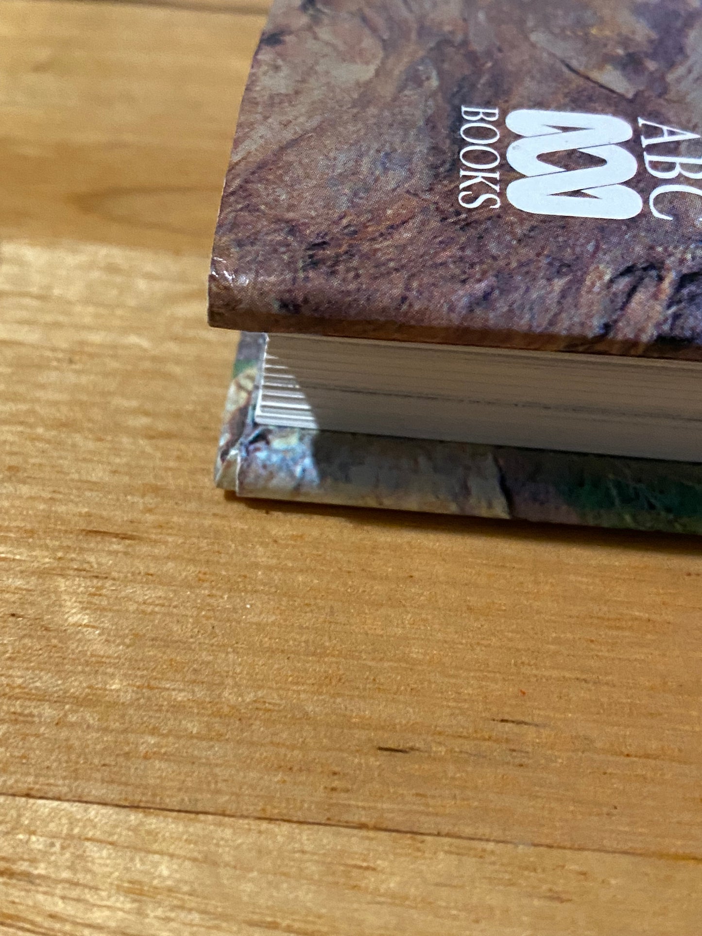 Explore Wild Australia With Bush Tucker Man Les Hiddins Hardcover GD