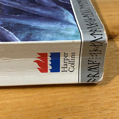 Lord Of The Rings The Two Towers J.R.R. Tolkien 1996 Illustrated Paperback GD