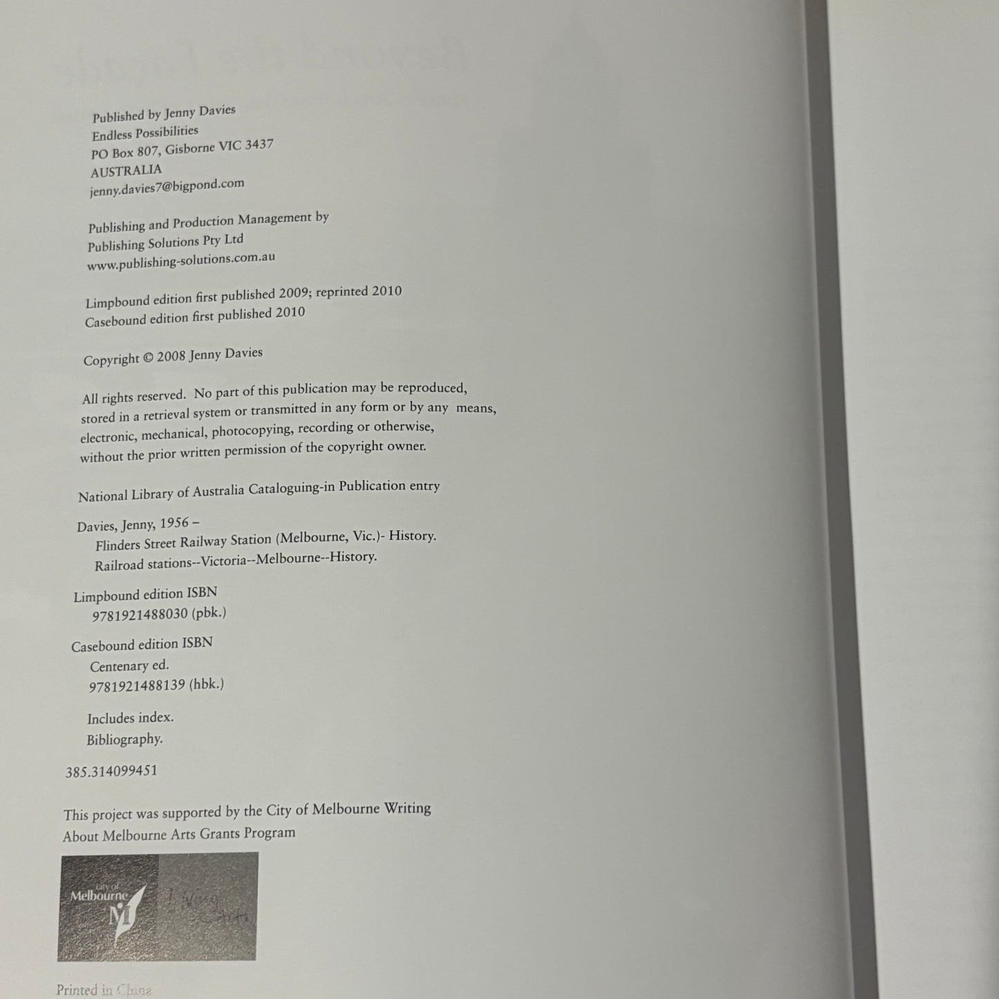 Beyond The Facade Flinders Street by Jenny Davies 2010 Softcover