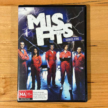 Mis-Fits Series 1-5 box-set DVD BBC Cult Drama VGC