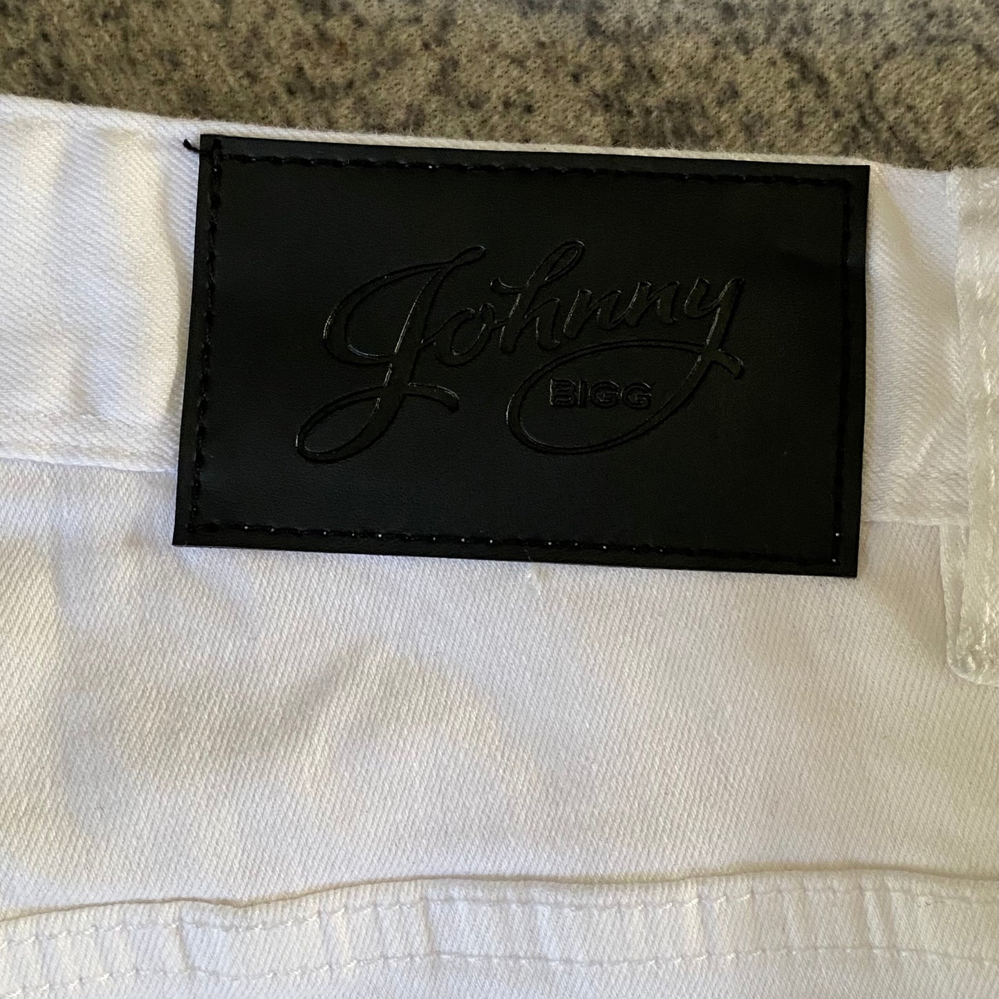 Johnny Bigg Men’s White Jeans SZ 42-inch Waist Zip Fly New With Tags