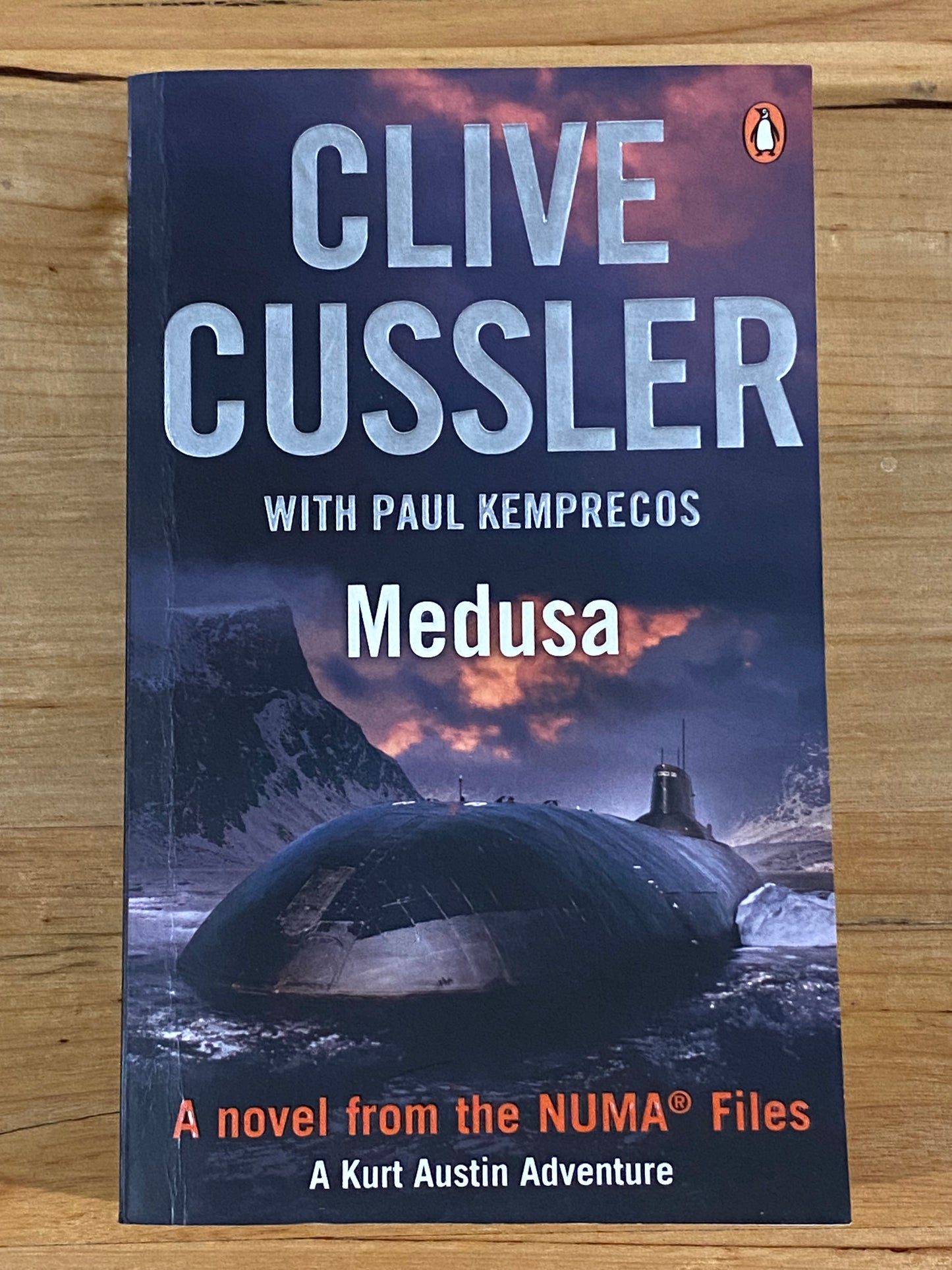 Medusa by Clive Cussler & Paul Kemprecos Paperback 2010 GD