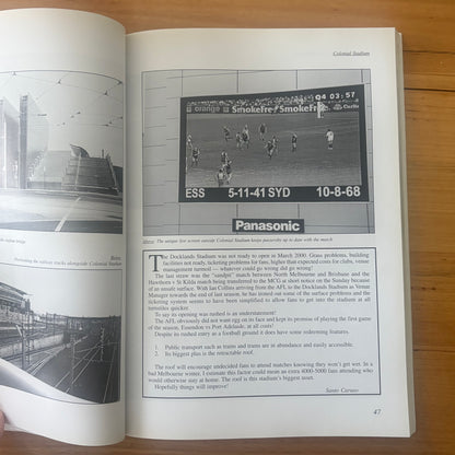 Football Grounds of Melbourne by Santo Caruso Illustrated Paperback 2002 GD