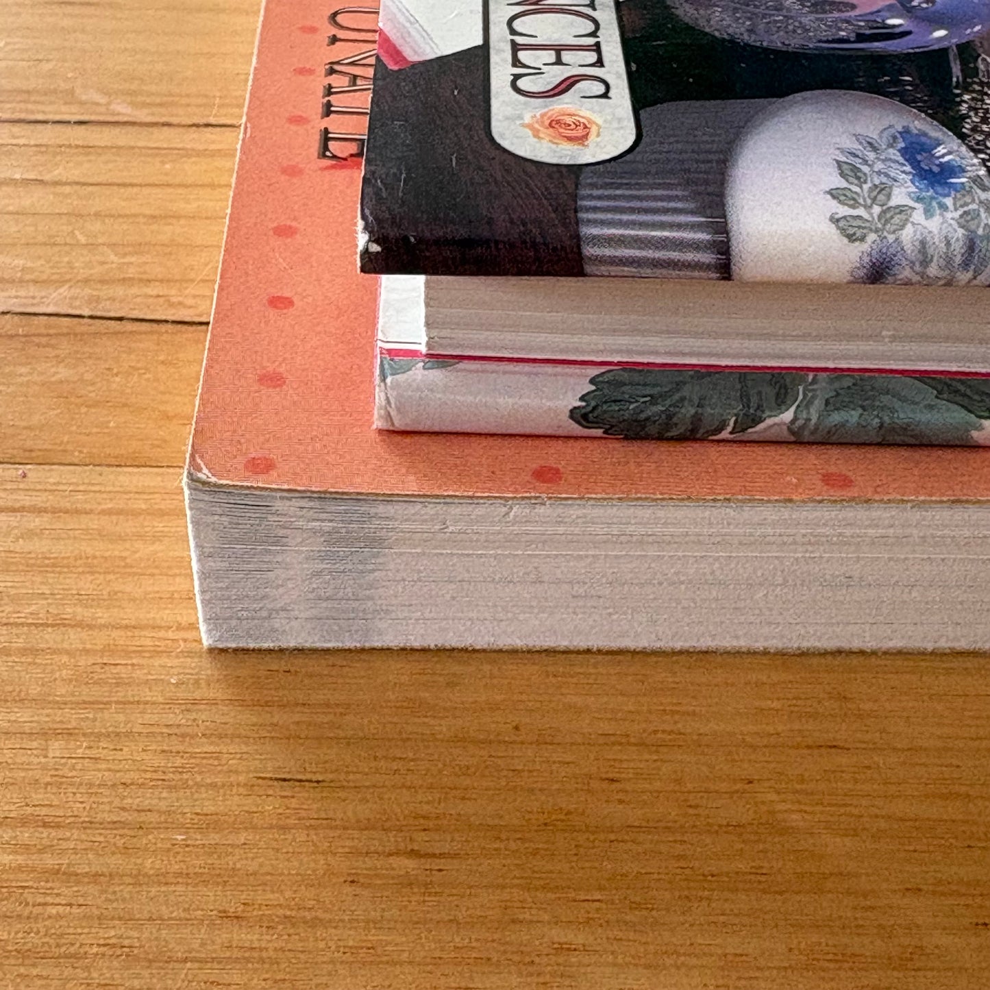 Keeping Up Appearances Hyacinth Bucket 2 x Book Bundle BBC GD