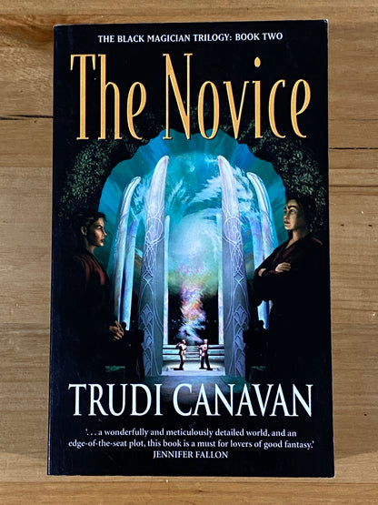 The Novice by Trudi Canavan Black Magician Trilogy Part 2 Paperback 2002 VGC