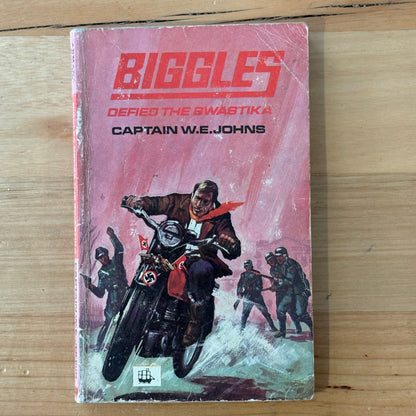 Biggles Paperbacks x 10 Bundle Captain W.E. Johns Vintage Story Books