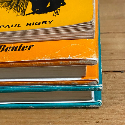 Aussie Etiket O'Grady Sez It's Your Round Mate John O'Grady 3 Hardcover Books