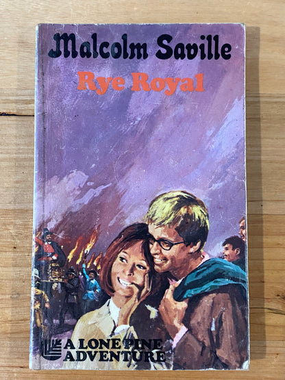 Malcolm Saville 2-Book Bundle Stranger at Witchend Rye Royal Paperback GD