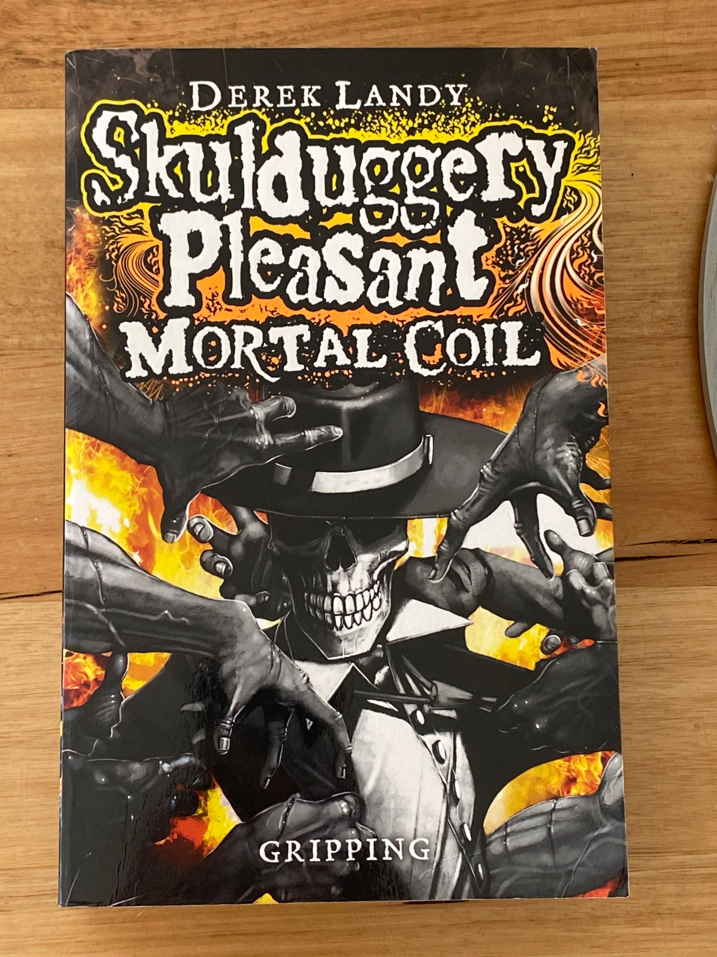 Skulduggery Pleasant by Derek Landy Books 1-9 Complete First Series Paperback