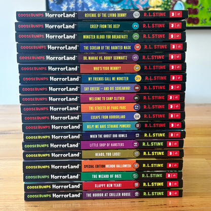 Goosebumps Horrorland Paperbacks R.L. Stine 1-19 Complete Run GD