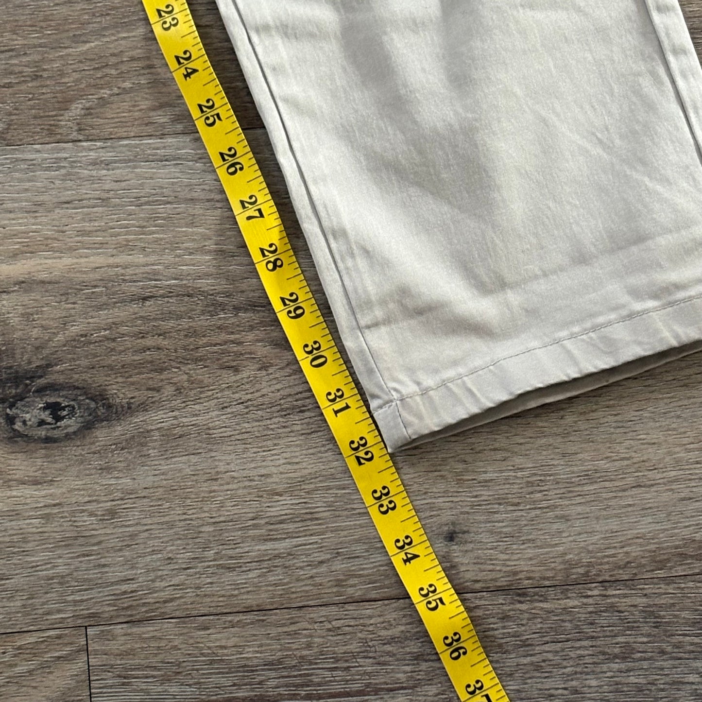 Tarocash Men’s Chinos Putty Sz 44-inch Waist Regular Zip Fly New With Tags