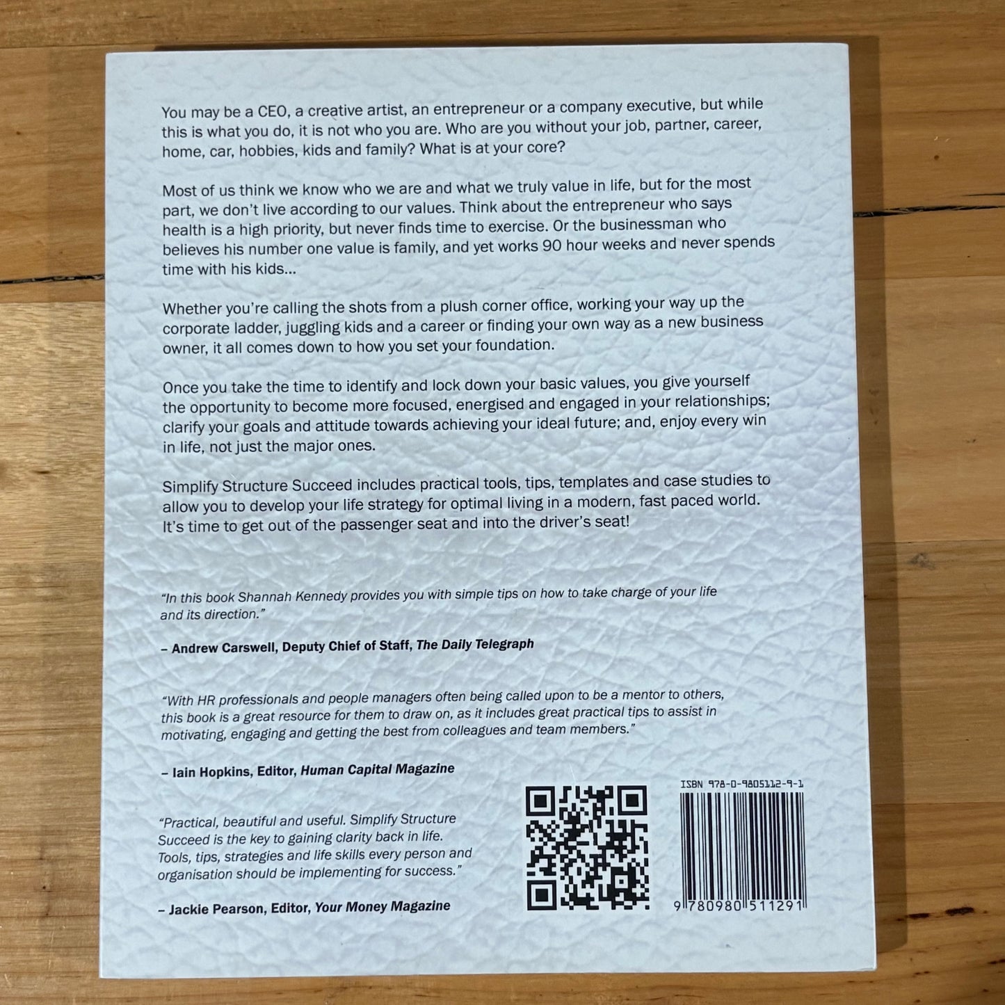 Simplify Structure Succeed by Shannah Kennedy SIGNED Paperback 2014 GD