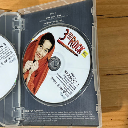 3rd Rock From The Sun Seasons 1-6 Complete With 3d Glasses DVD PAL 4 VGC