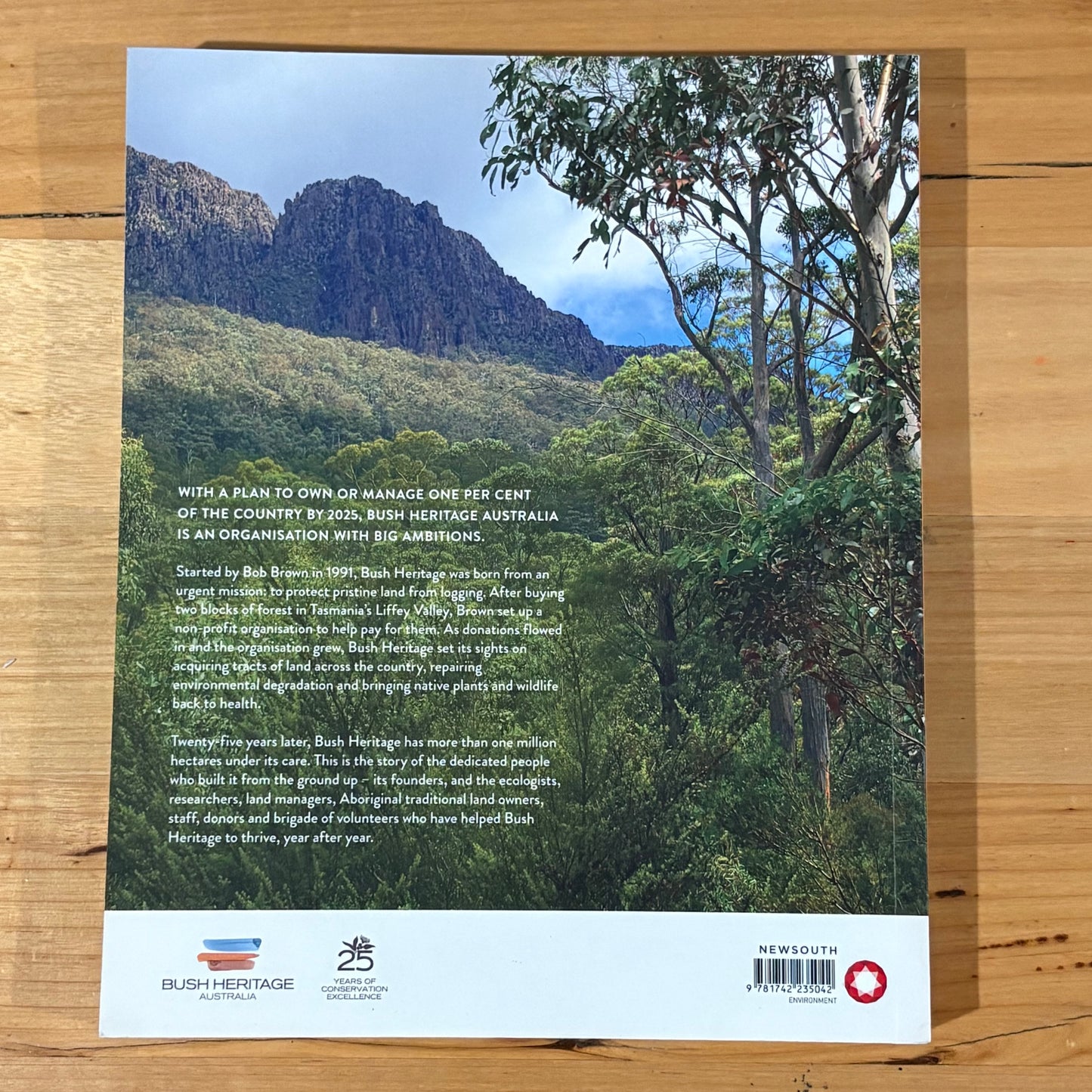 Bush Heritage Australia Restoring Nature Step by Step Sarah Martin Paperback GD