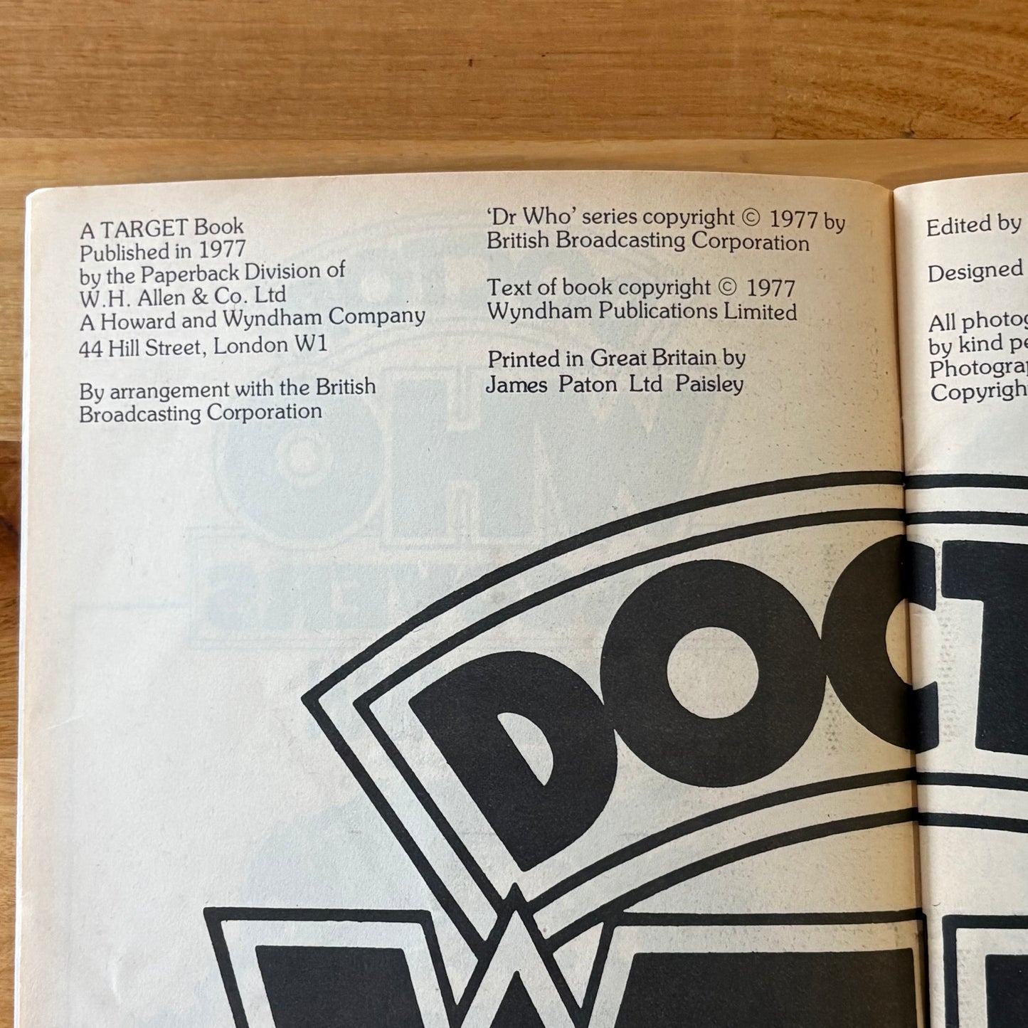 Doctor Who Discovers Prehistoric Animals & Early Man Vintage Paperbacks GD