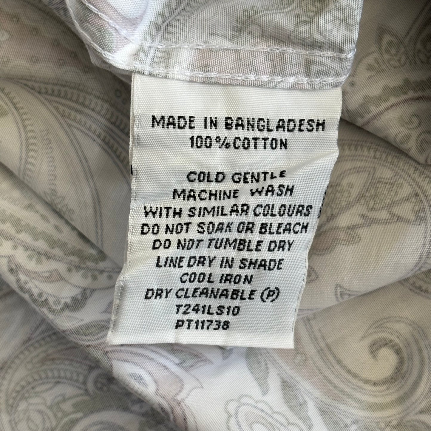 Tarocash Shirt Men's Casual Medium Long Sleeve Slim Fit White Paisley Pattern Collared NWT