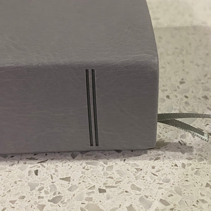 New World Translation Of The Holy Scriptures Bible Silver Leather Bound GD