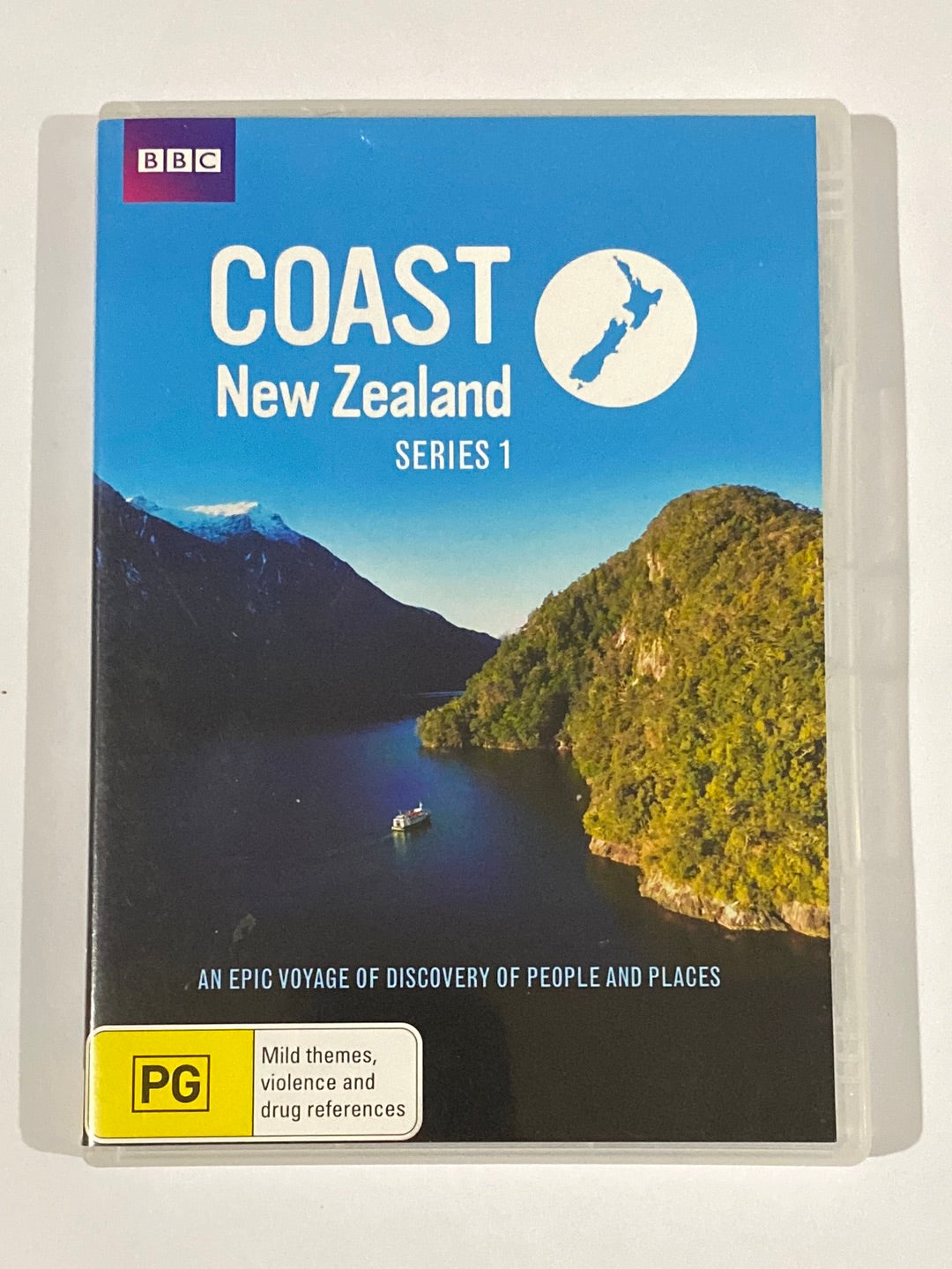 Coast New Zealand DVD BBC TV Documentary Neil Oliver 2-Disc PAL 4 VGC