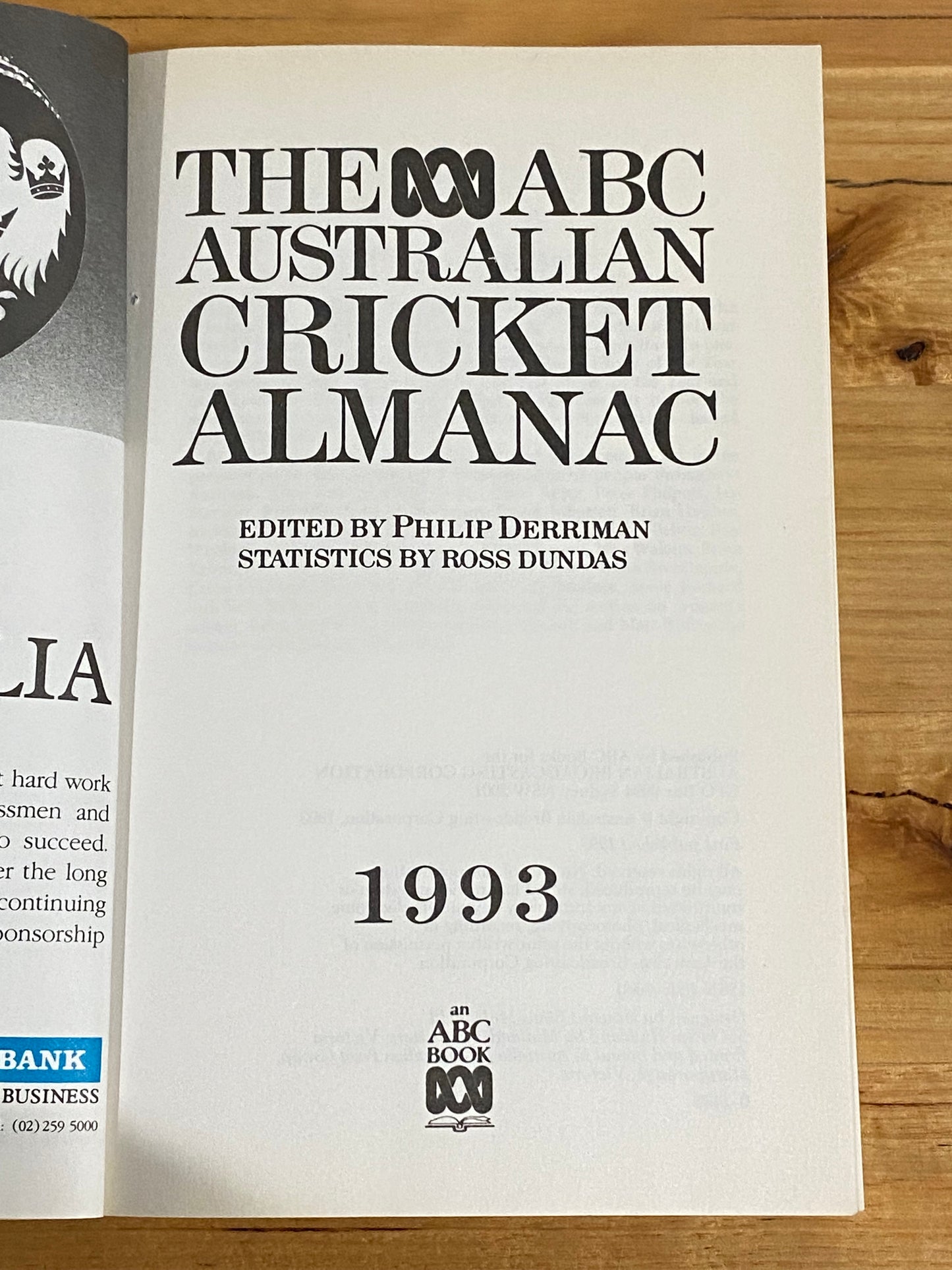 The ABC Australian Cricket Almanac 1993 Paperback VGC