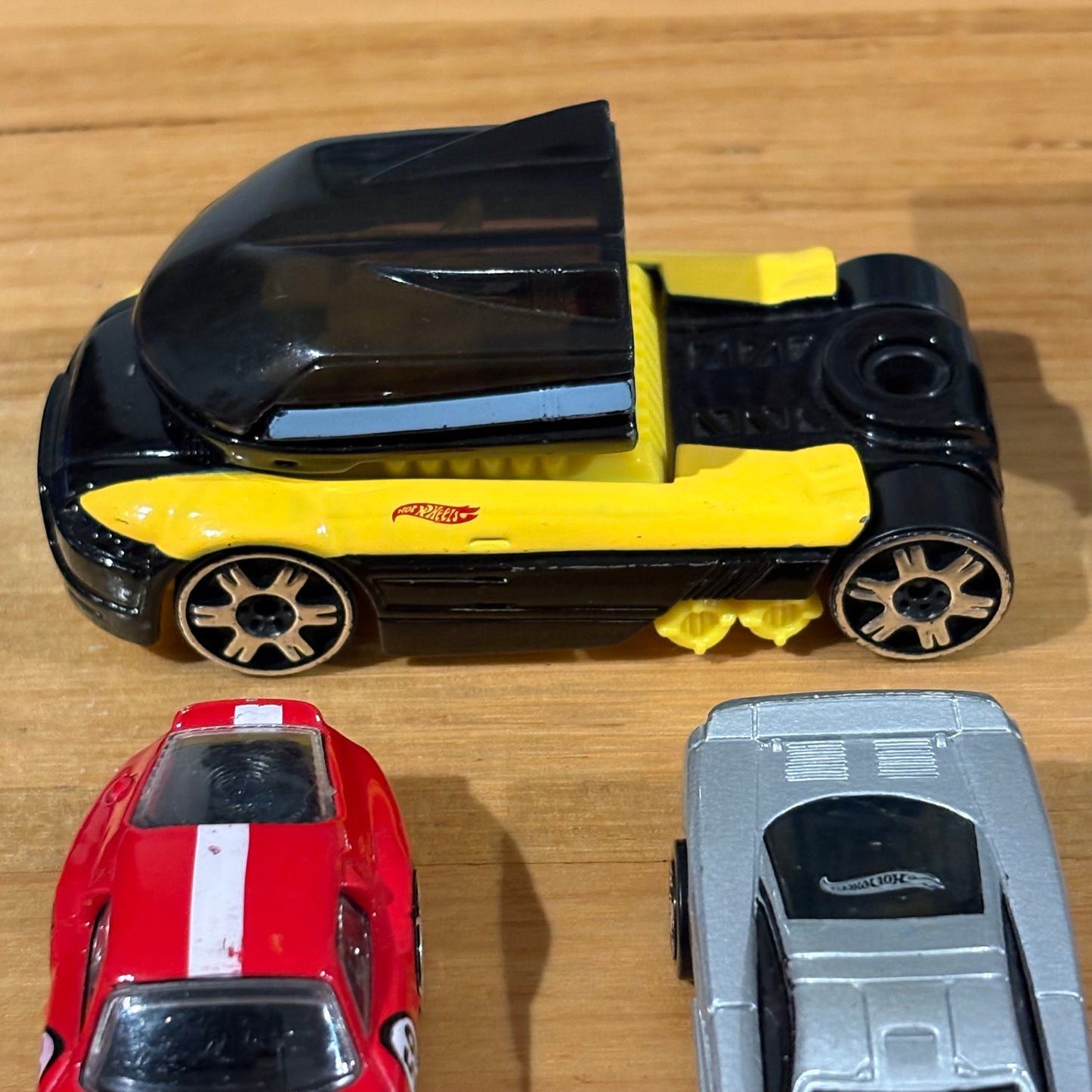 Hot Wheels Die-Cast Model Cars Vintage Bundle 15 cars pre-loved