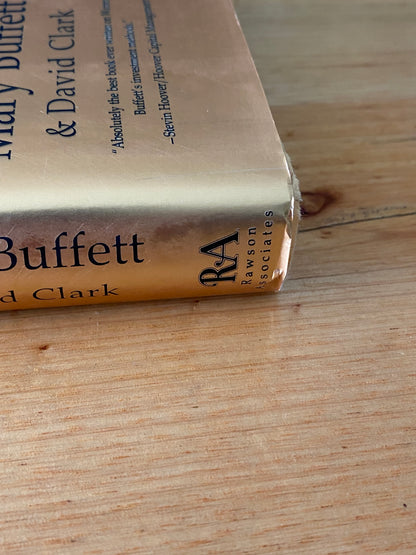 Warren Buffet Buffetology by Mary Buffet & David Clark Hardcover 1997 GD