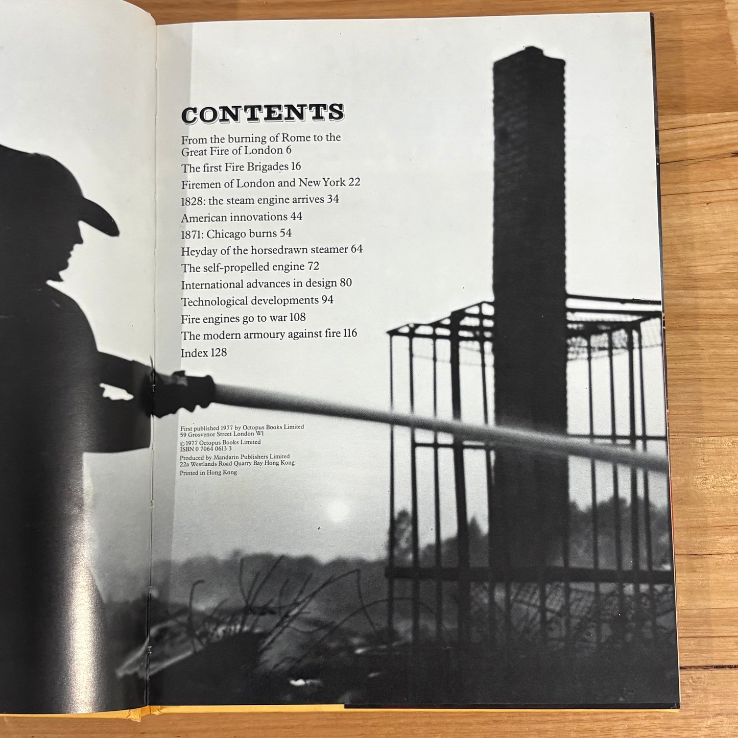 Fire Engines & Fire-fighting by David Burgess-Wise 1977 GD