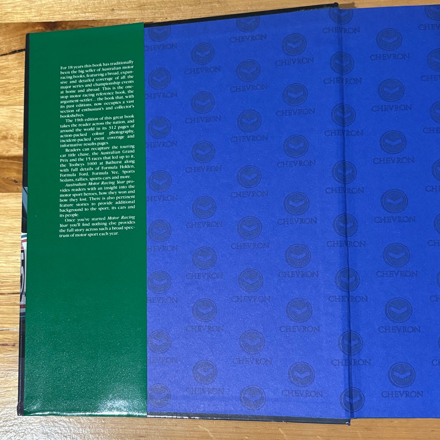 Australian Motor Racing Yearbook 19 1989/90 Hardcover GD