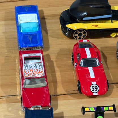 Hot Wheels Die-Cast Model Cars Vintage Bundle 15 cars pre-loved