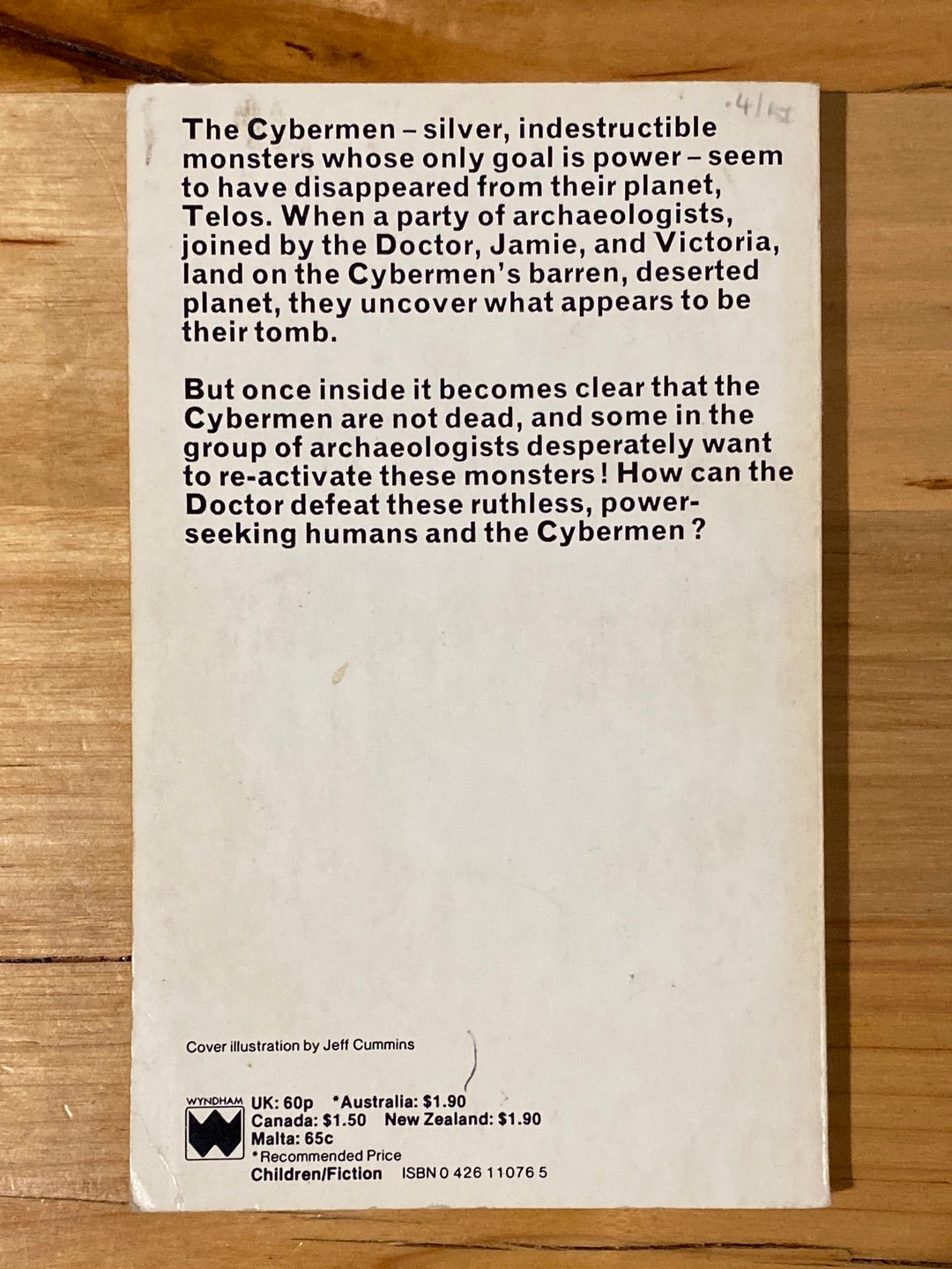 Doctor Who 10 Paperbacks Target Books 1970s, 80s and 90s VGC Bundle 6