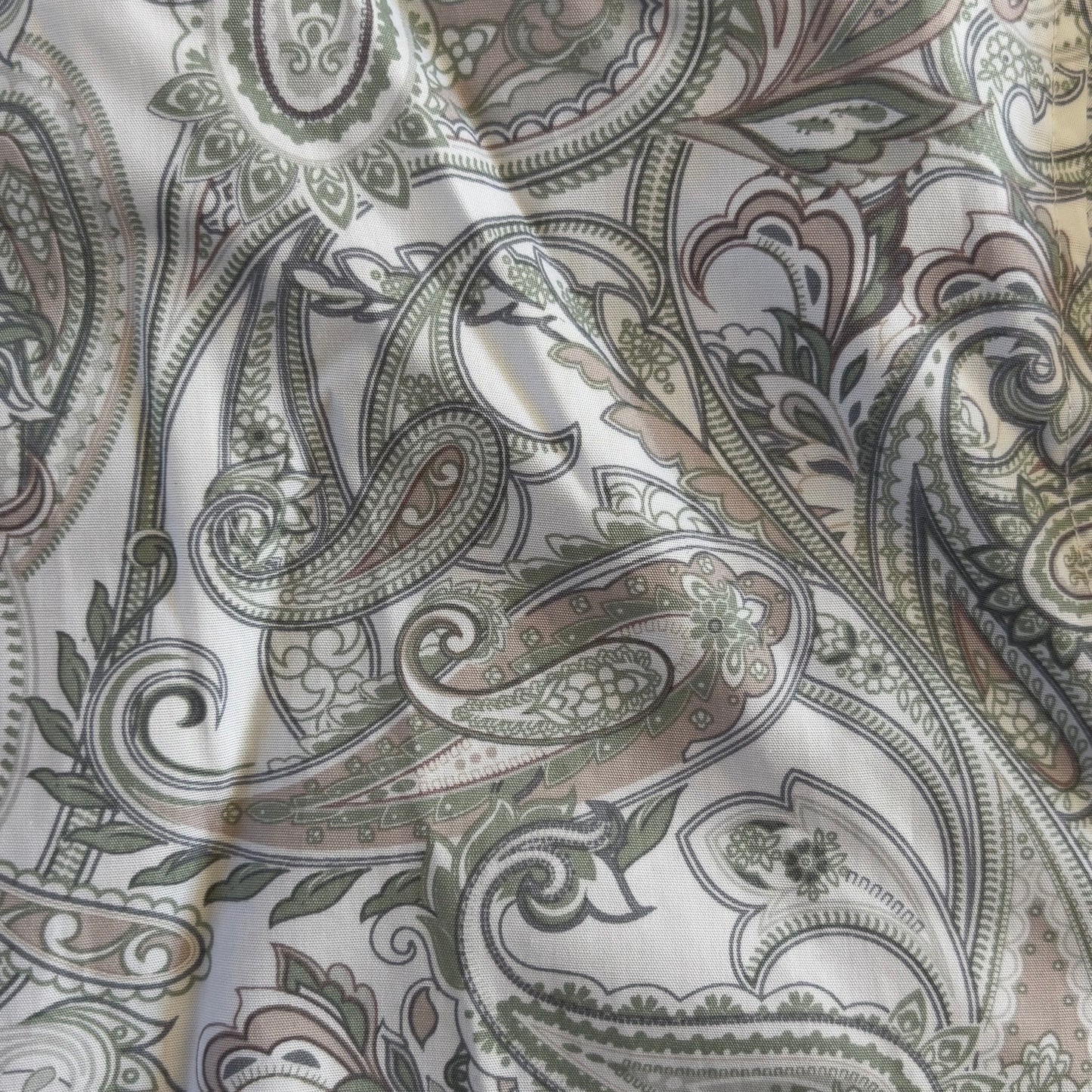 Tarocash Shirt Men's Casual Medium Long Sleeve Slim Fit White Paisley Pattern Collared NWT